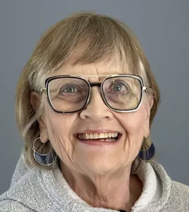Carolyn Avery Lommen